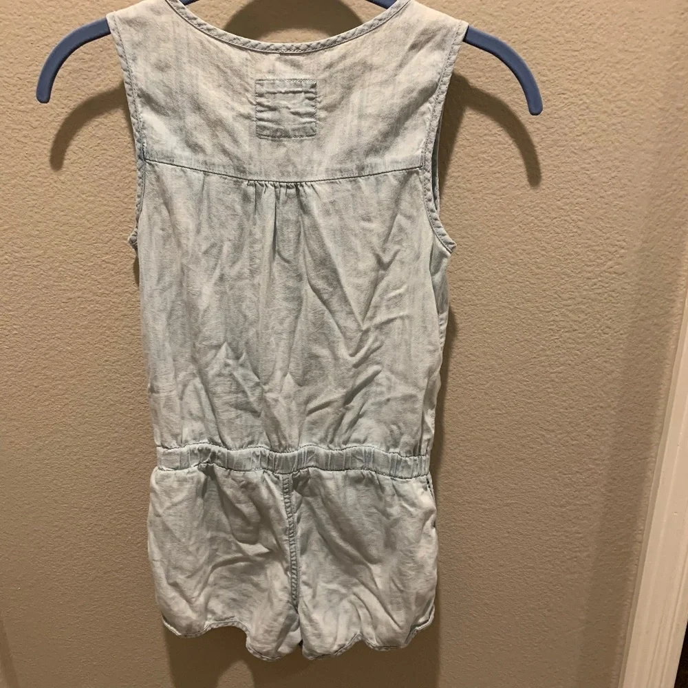 Levi's White Wash Romper w/ Embroideries - Picture 5 of 5